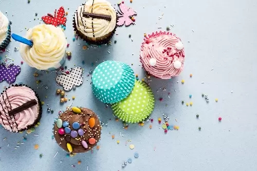 Cupcakes with sweet toppings